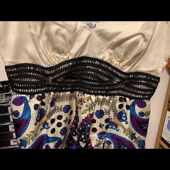 Tibi NY V-Neck Sleeveless Paisley Peplum Top SML - Picture 6 of 8